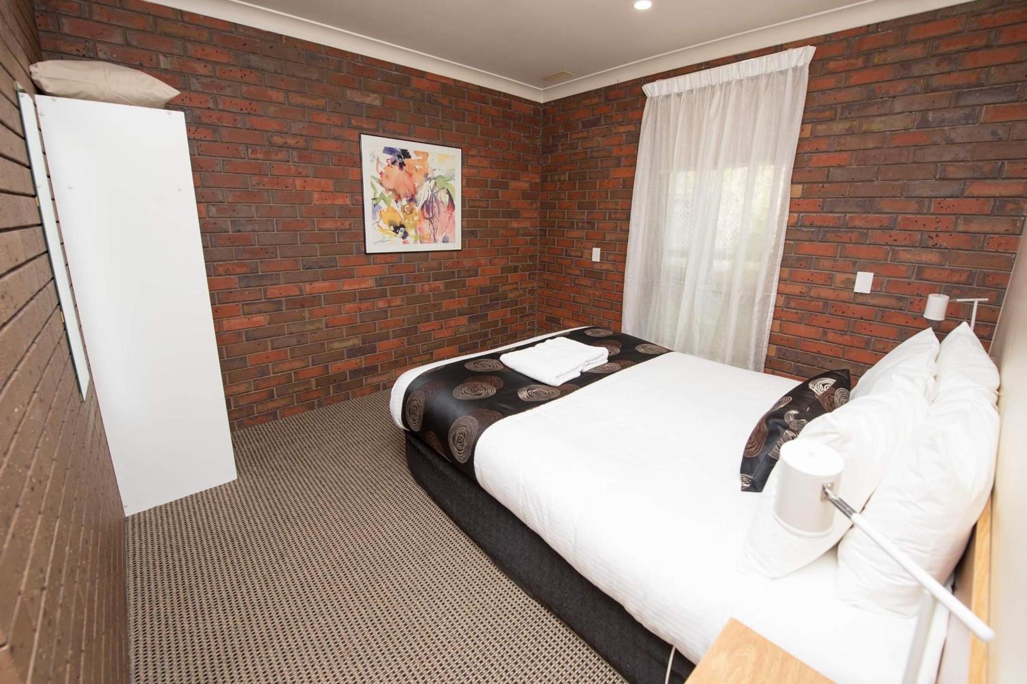 Jacaranda Holiday Units Swan Hill Dış mekan fotoğraf