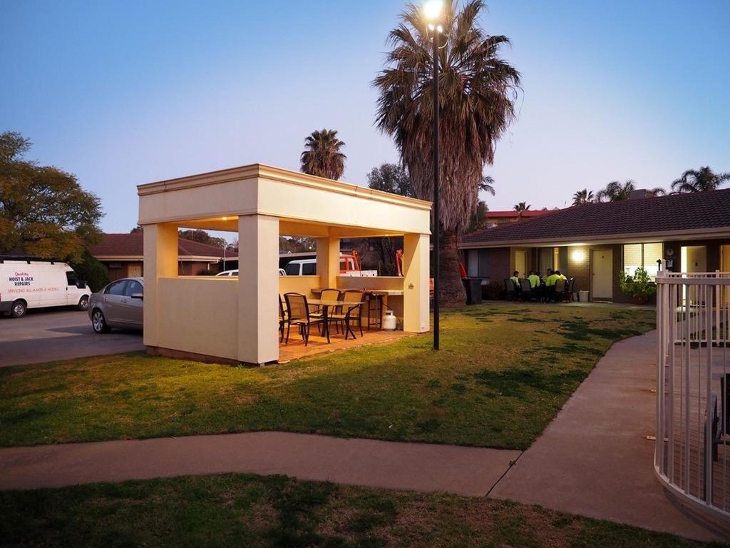 Jacaranda Holiday Units Swan Hill Dış mekan fotoğraf